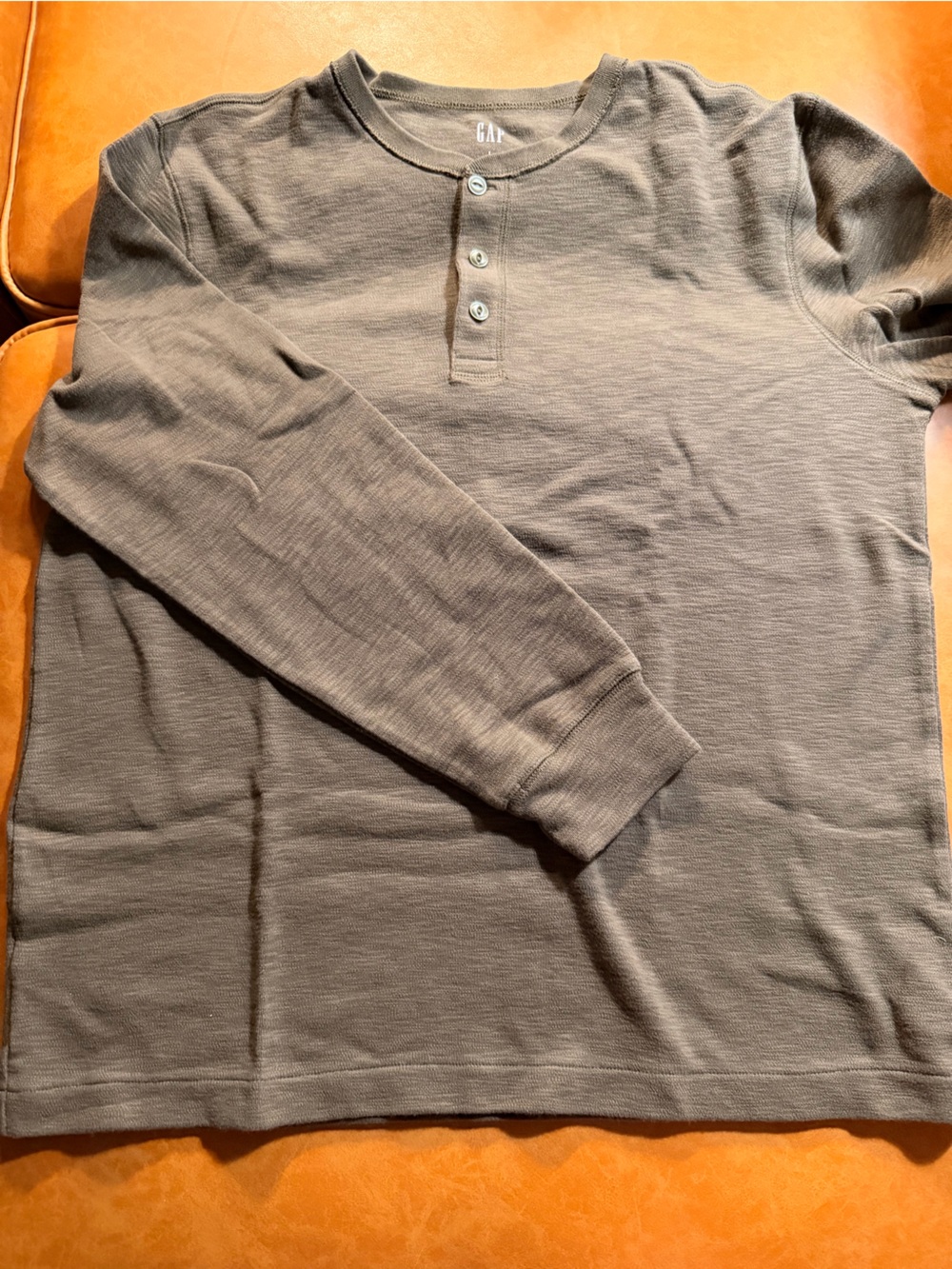 GAP Men’s Green Long Sleeve Henley Top